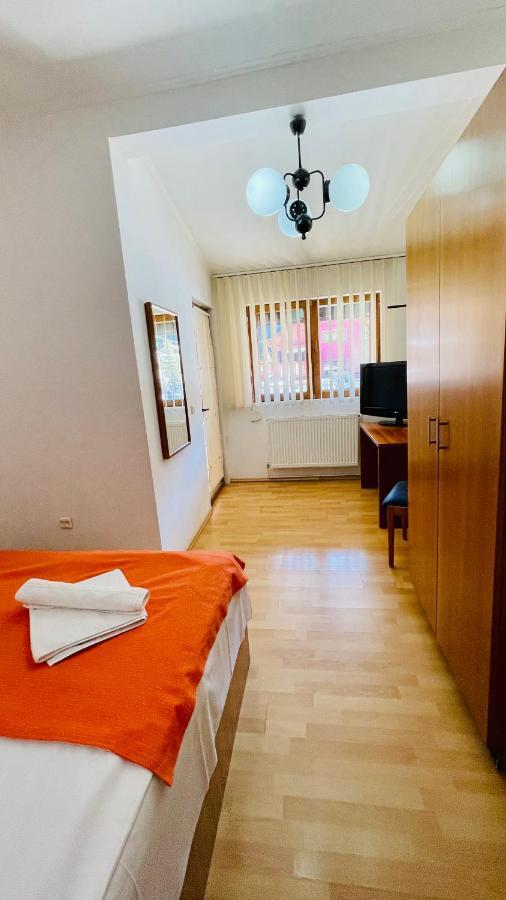 Pensiunea Luminita Buşteni Exterior foto
