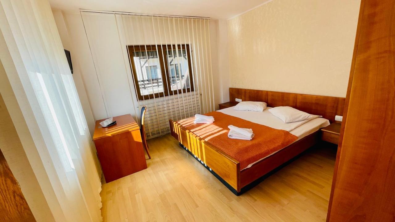 Pensiunea Luminita Buşteni Exterior foto
