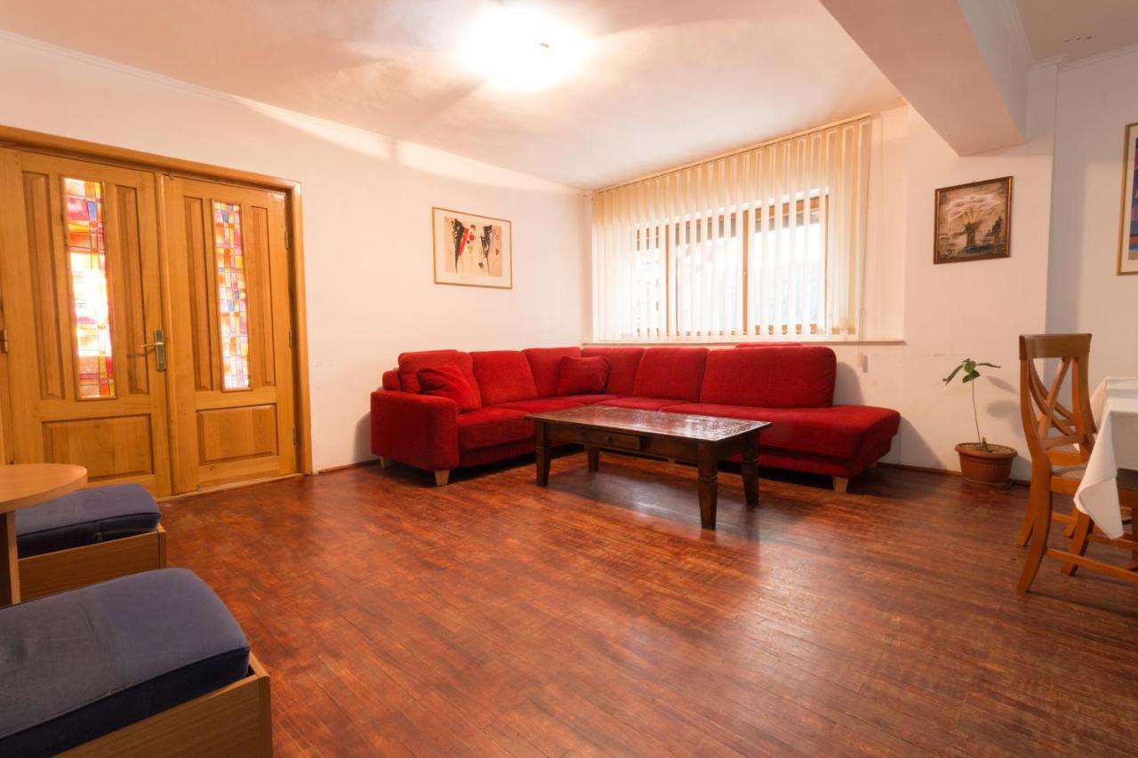 Pensiunea Luminita Buşteni Exterior foto